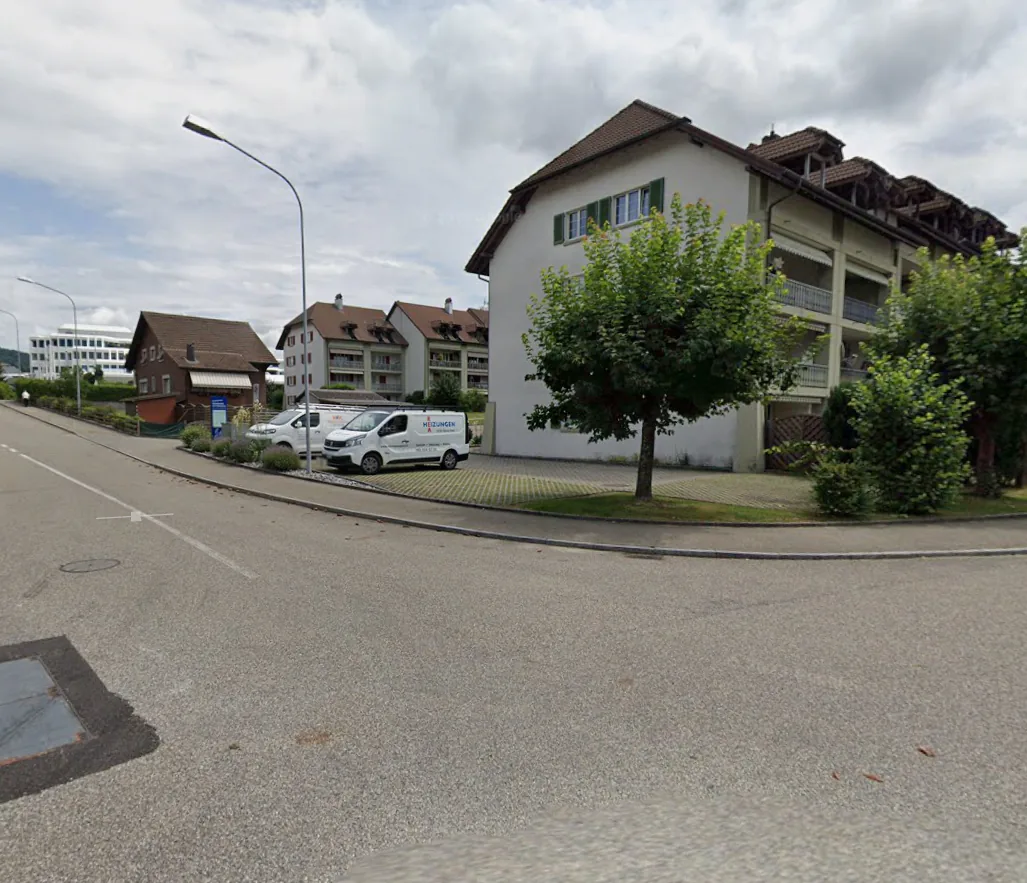Outdoor parking spaces for rent