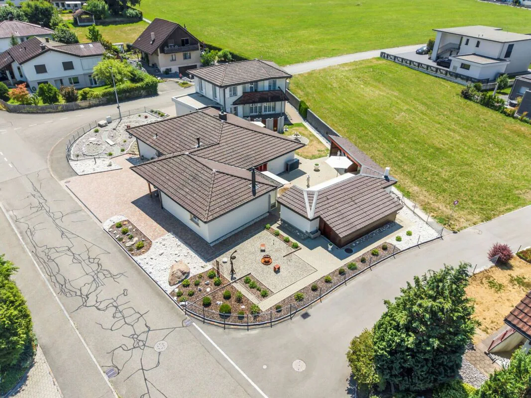 Gepflegtes 6-Zimmer-Einfamilienhaus an ruhiger, sonniger Lage in Rothrist