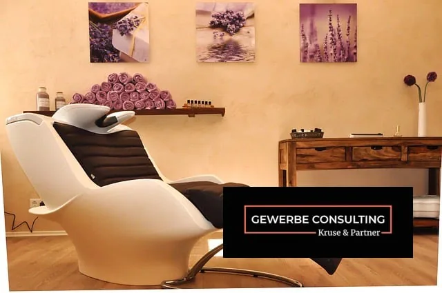 District of Hinwil: Newly renovated hair salon in the city center (GCB101132)
