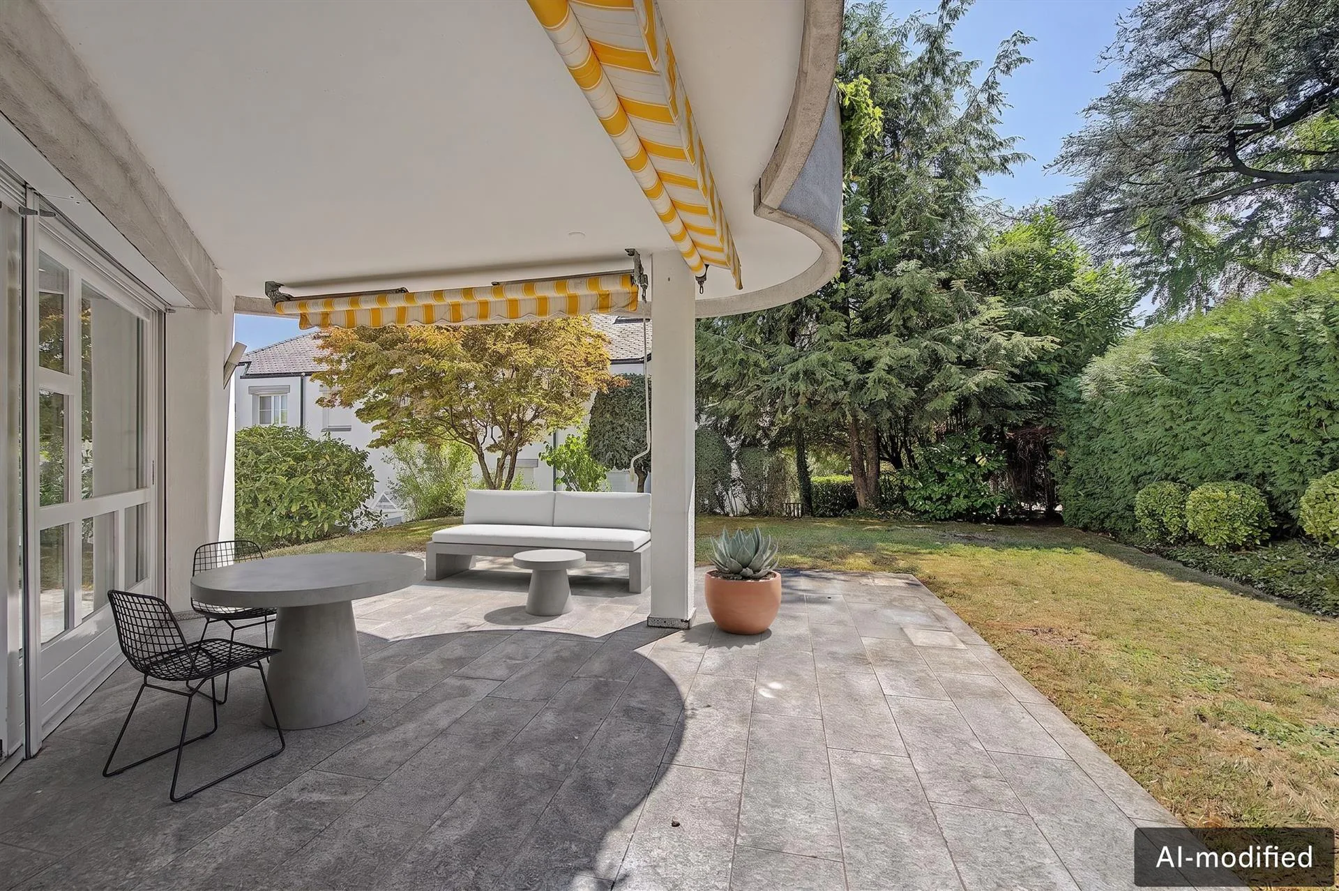 Appartement de jardin attractif avec potentiel dans un quartier lucernois très recherché