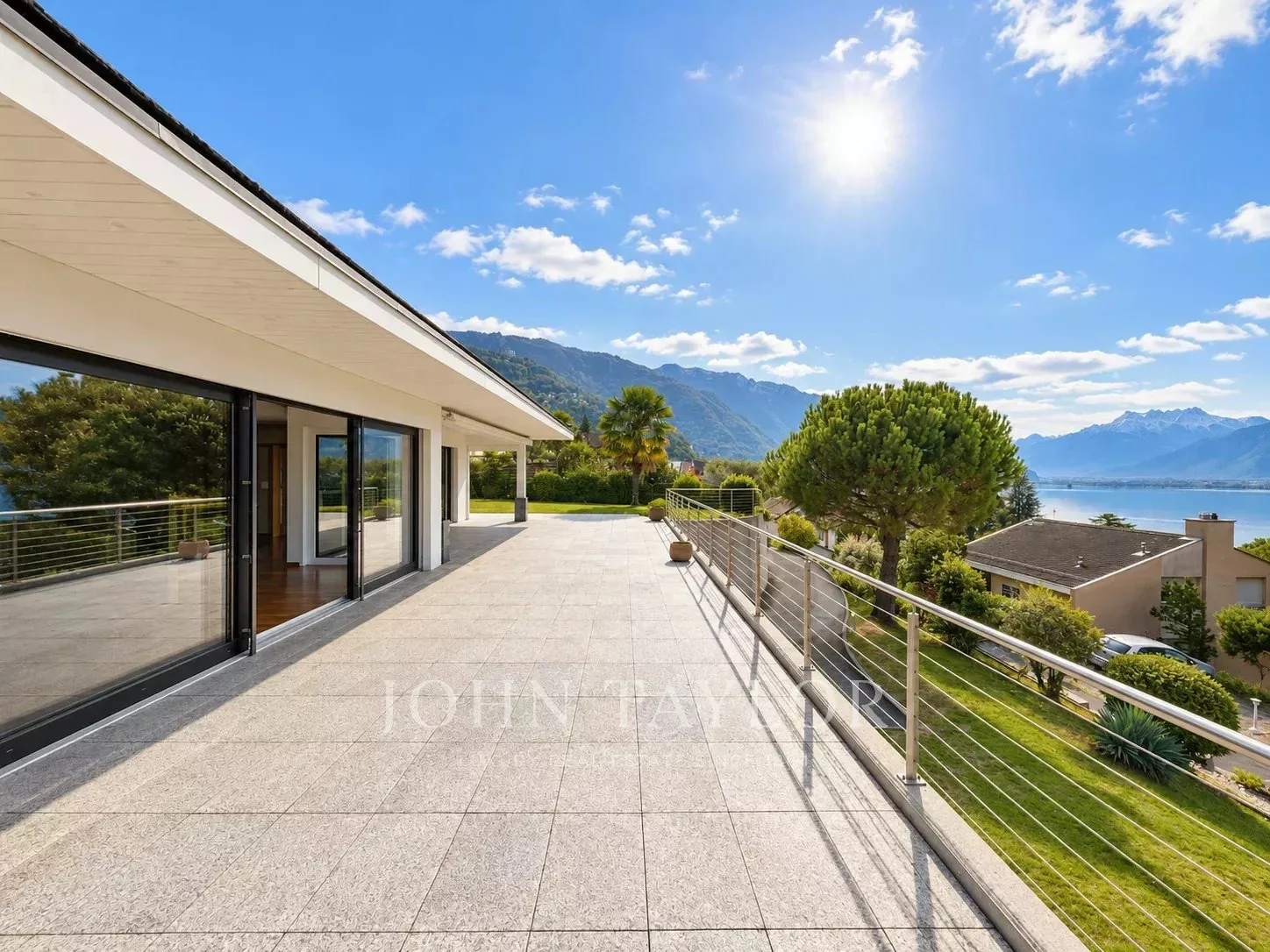 Villa individuelle au calme avec vue lac panoramique