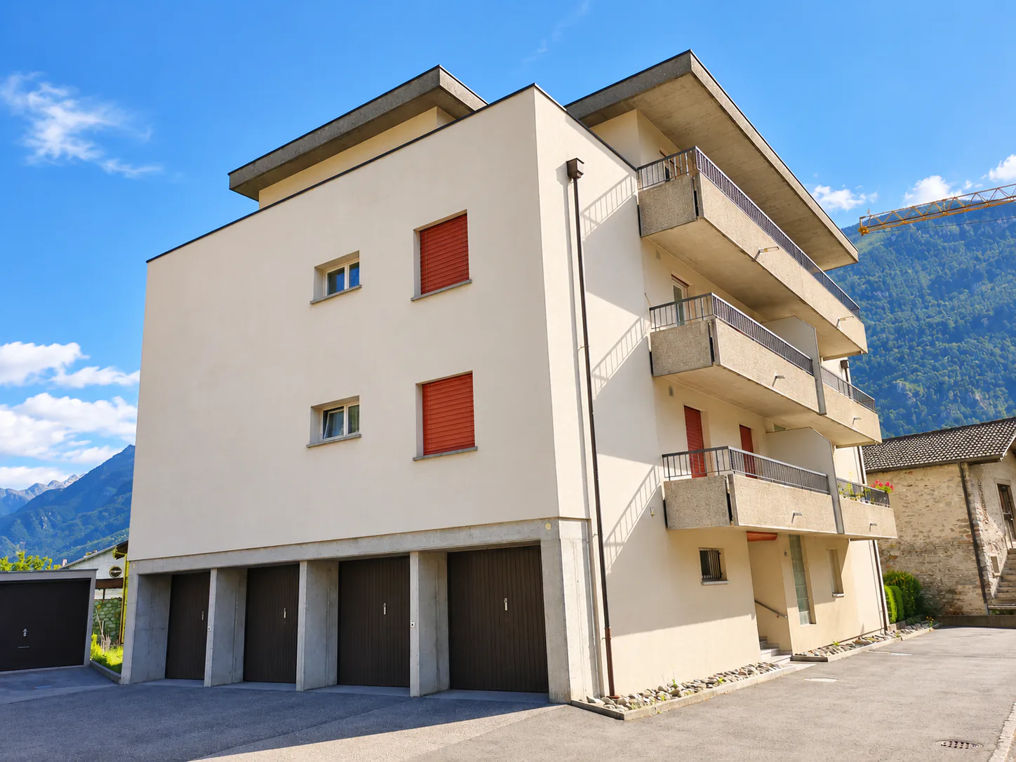 Schönes und großes 4-Zimmer-Apartment zur Miete