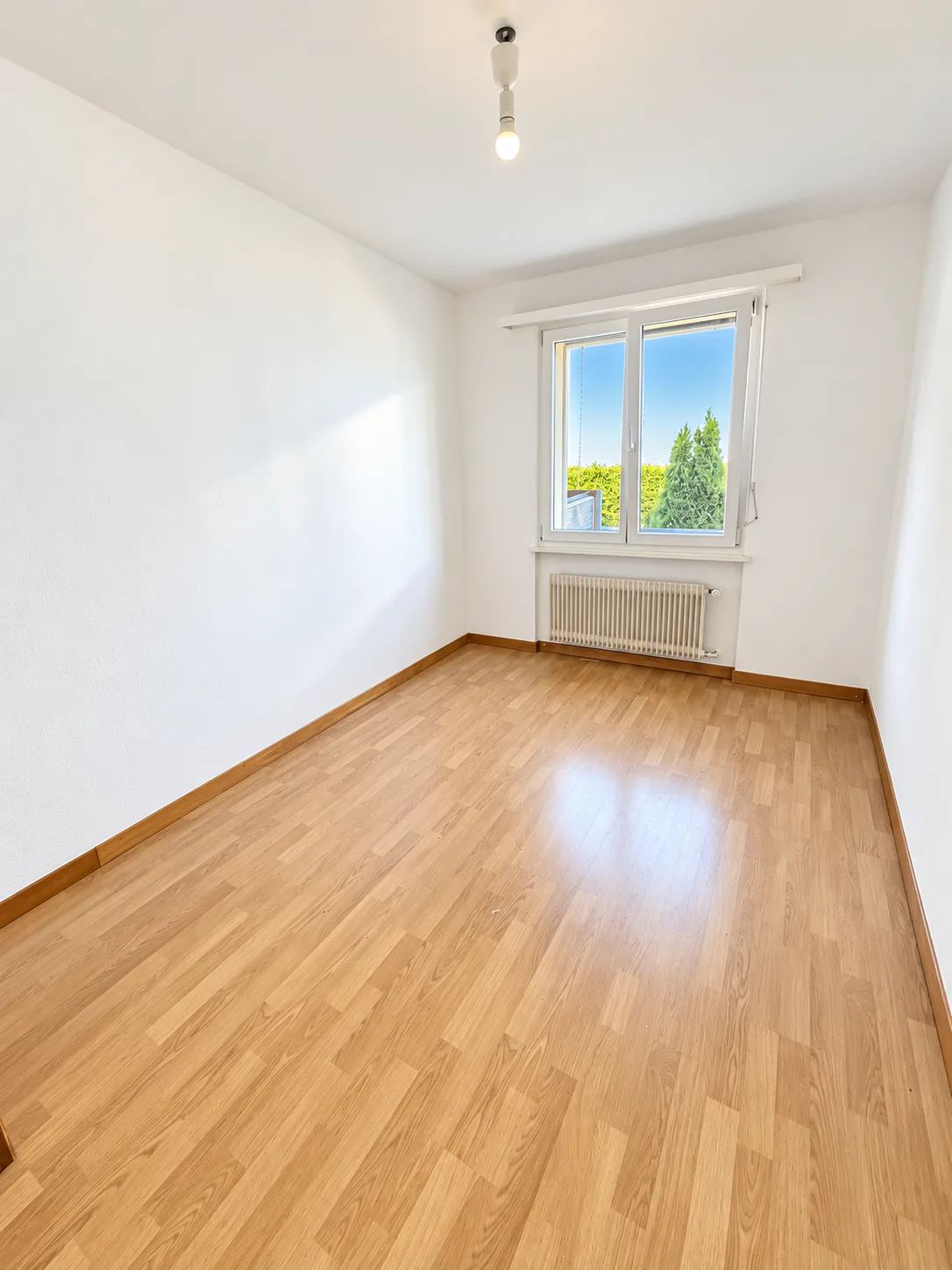 WG-Zimmer ab sofort in Dietlikon zu vermieten!