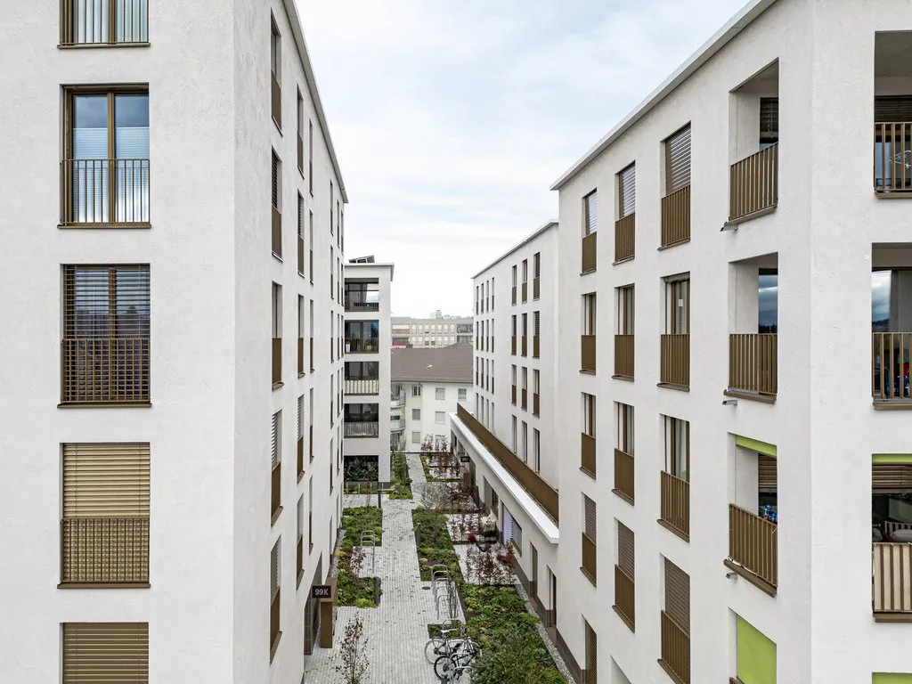 Moderne 2.5 Zimmerwohnung an Zentraler Lage