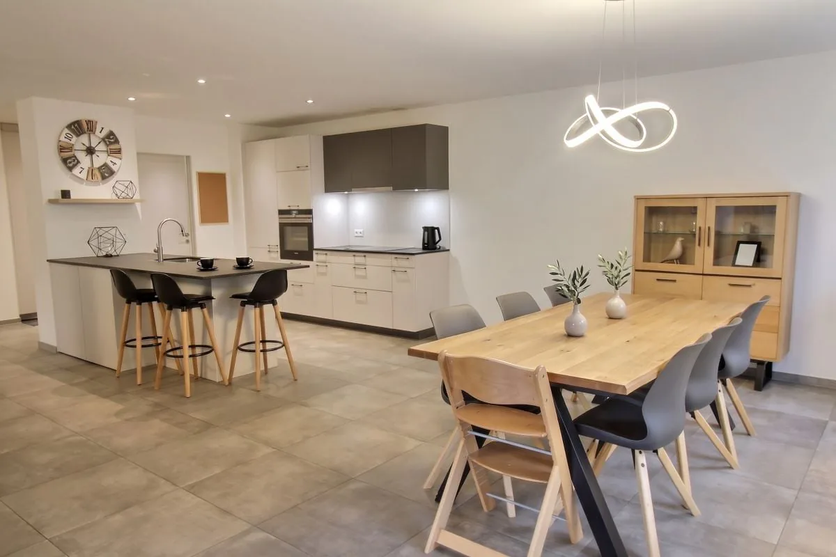 Spacieux appartement de 4,5 pièces de 136 m2, en plein centre de Châtel-St-Denis